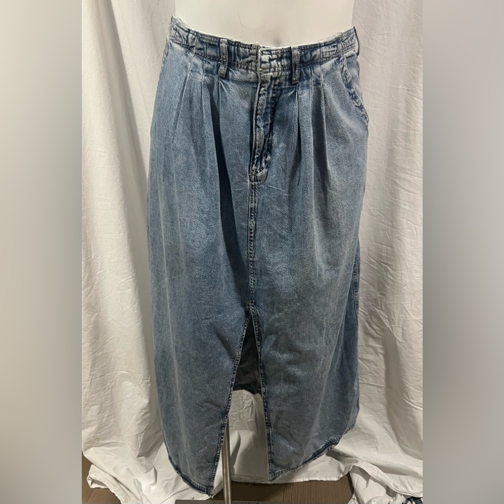 Pilcro Light Blue Denim Pencil Skirt 14